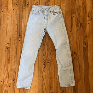 Light blue Levi’s 501 Jeans